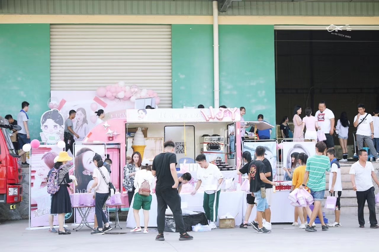 冰淇淋餐车租赁房车租赁、餐车租赁、移动车租赁